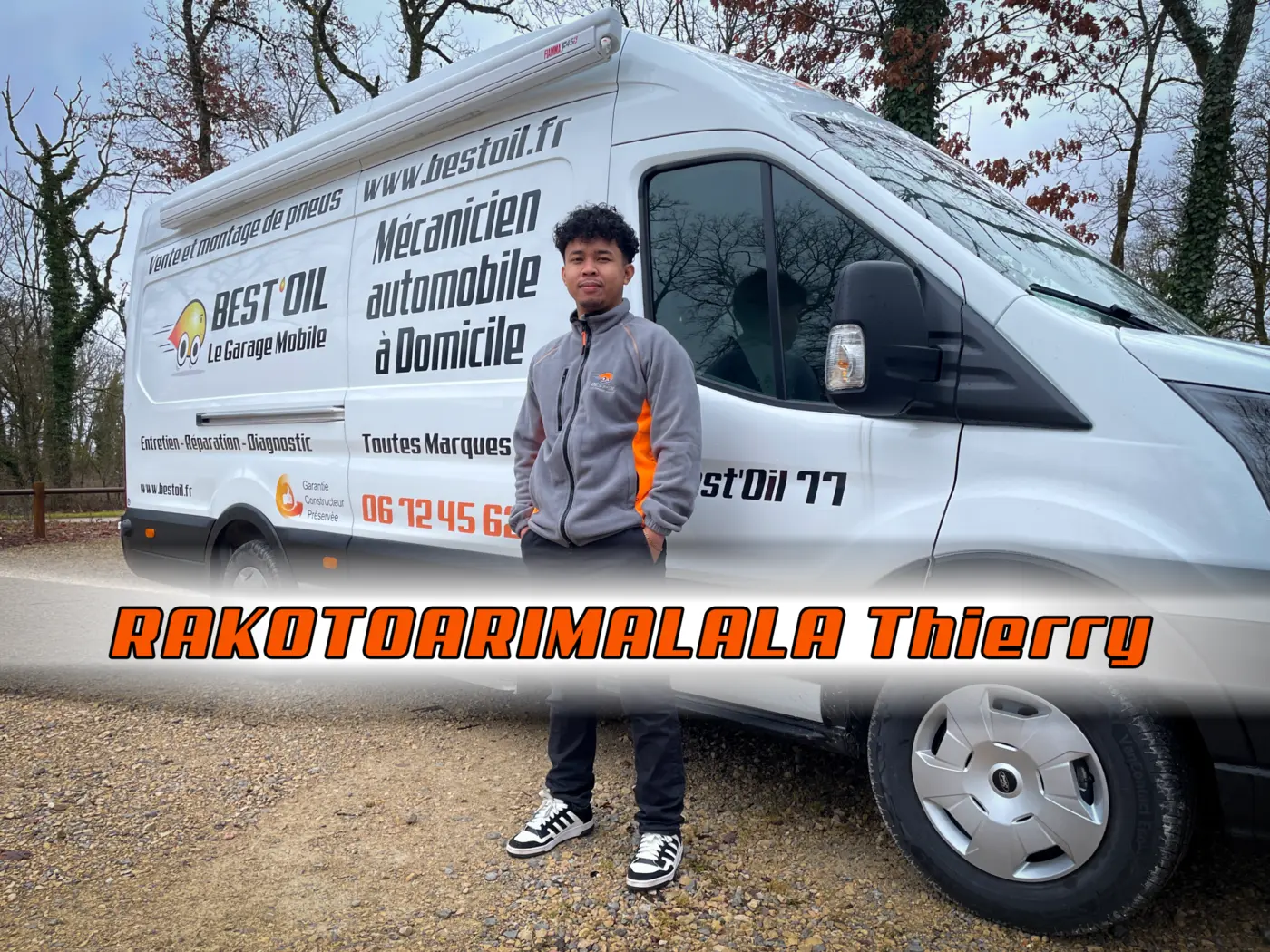 Thierry Rakotoarimalala avec son camion atelier Best’Oil à Gouaix