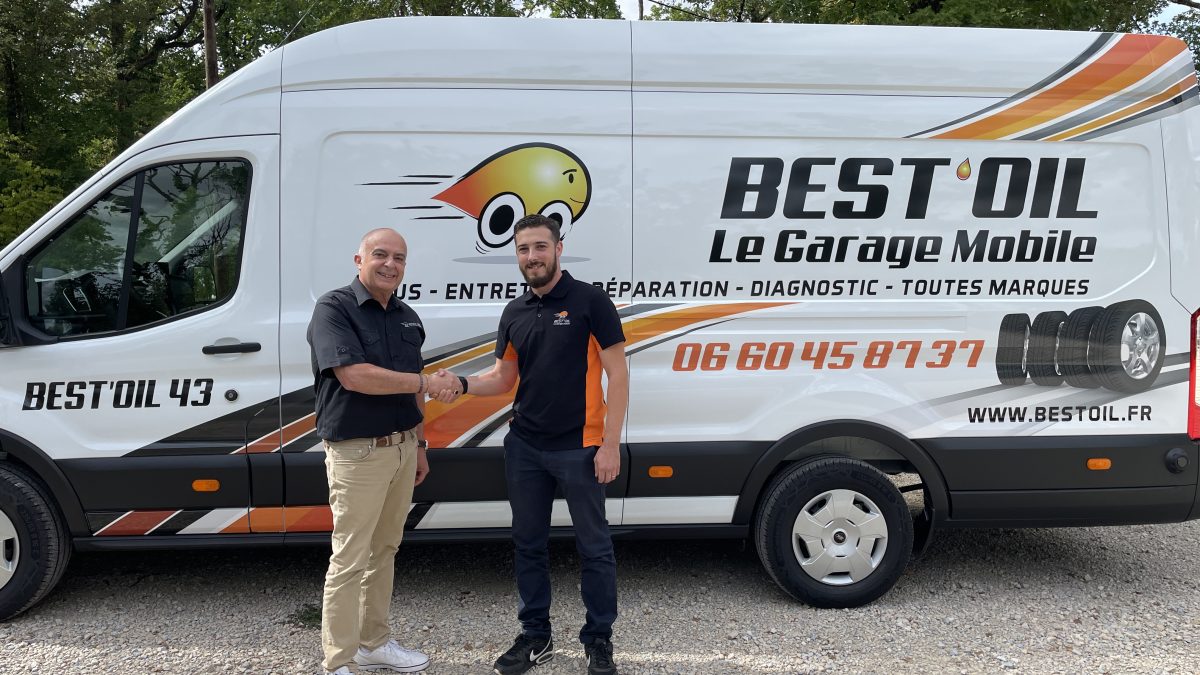 Jason Péroni rejoint Best’Oil avec son camion-atelier à Pont-Salomon