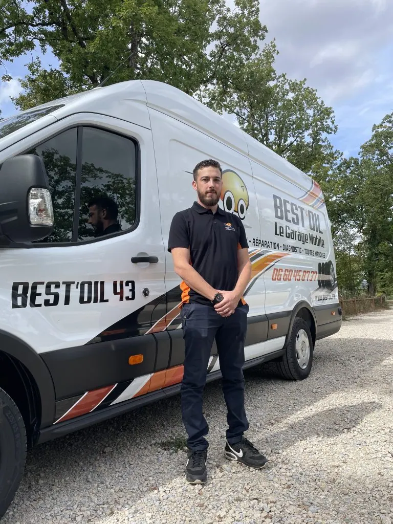 Jason Peroni et son camion atelier Best’Oil